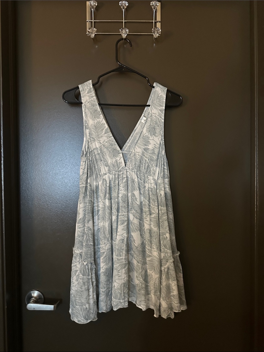 Light Gray Palm-Print V-Neck Sundress